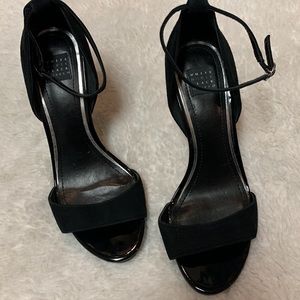 WHITE HOUSE BLACK MARKET SUEDE HIGH HEELS